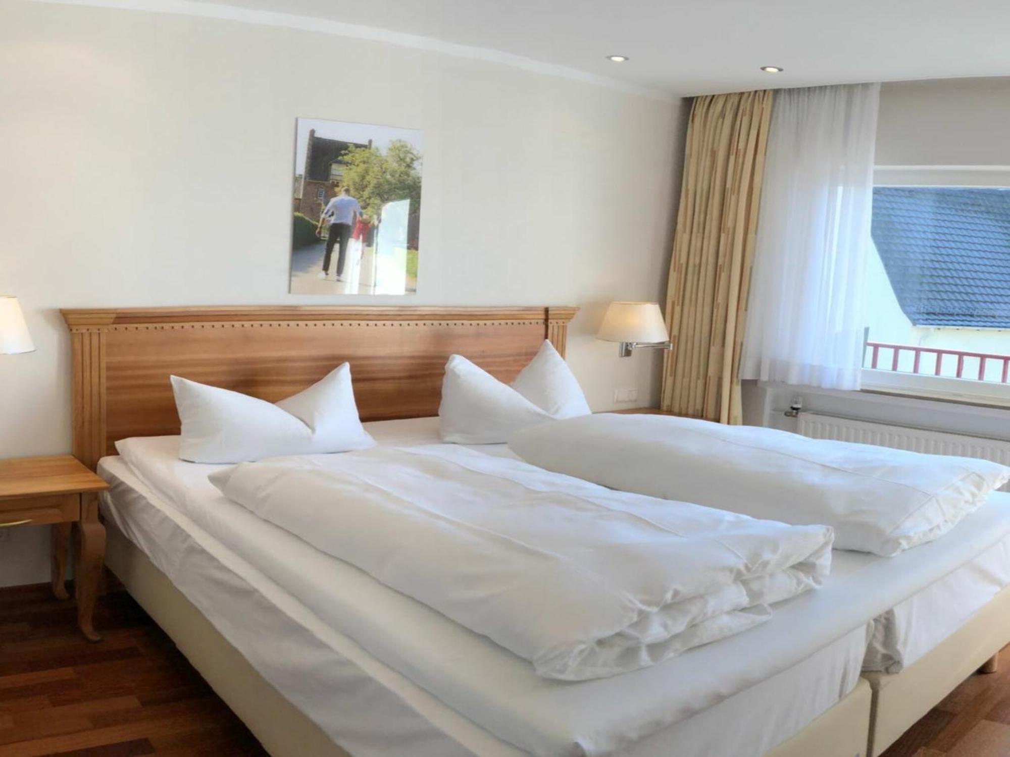 Landidyll Hotel Weidenbrueck & Spa Swisttal Eksteriør billede